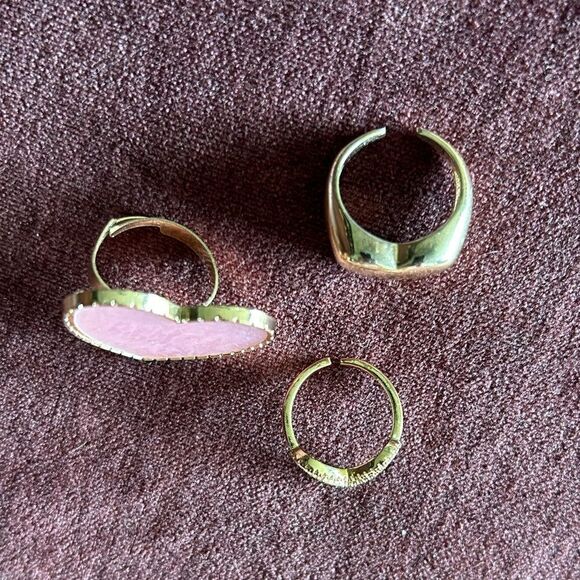 3 Heart Rings Gold & Pink - Picture 2 of 3